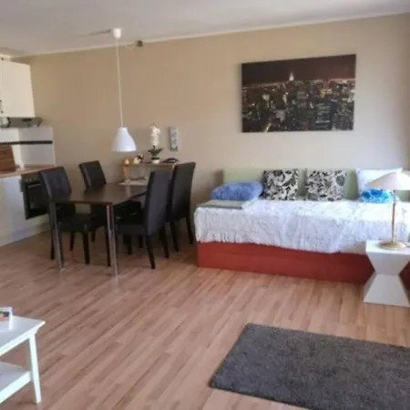 Apartment Moderne Mit Wlan+schwimmbad+sauna